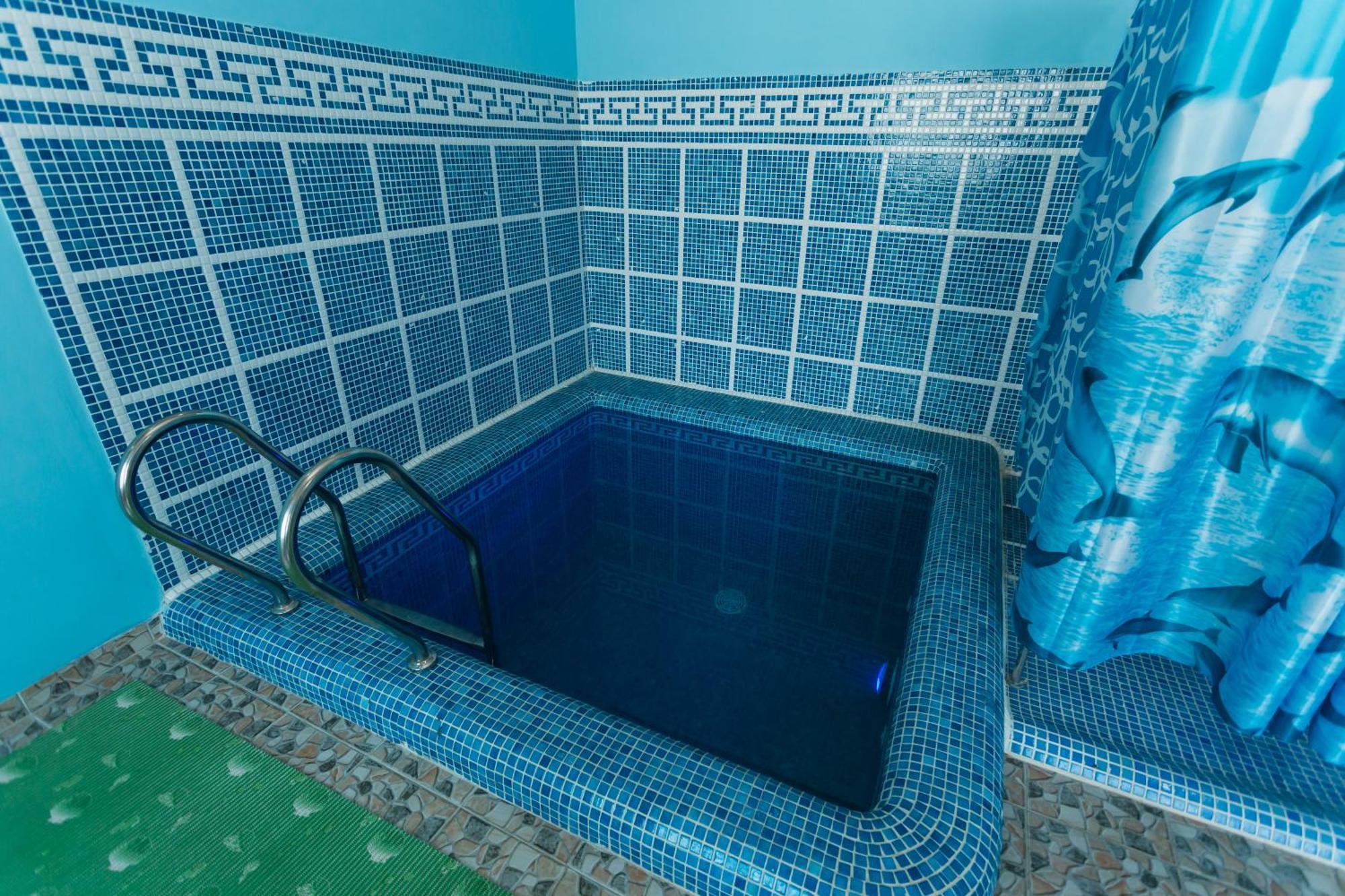 Orom Hotel Fergana Dış mekan fotoğraf