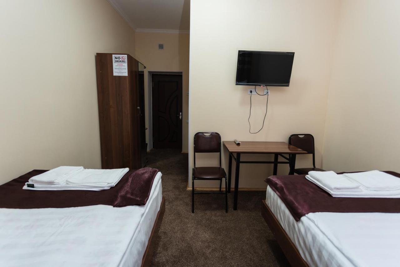 Orom Hotel Fergana Dış mekan fotoğraf